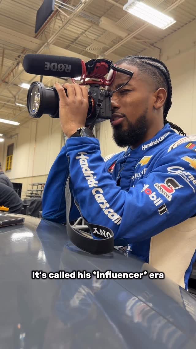 jrmotorsports 게시물 이미지: New year, new digs, same hobbies.