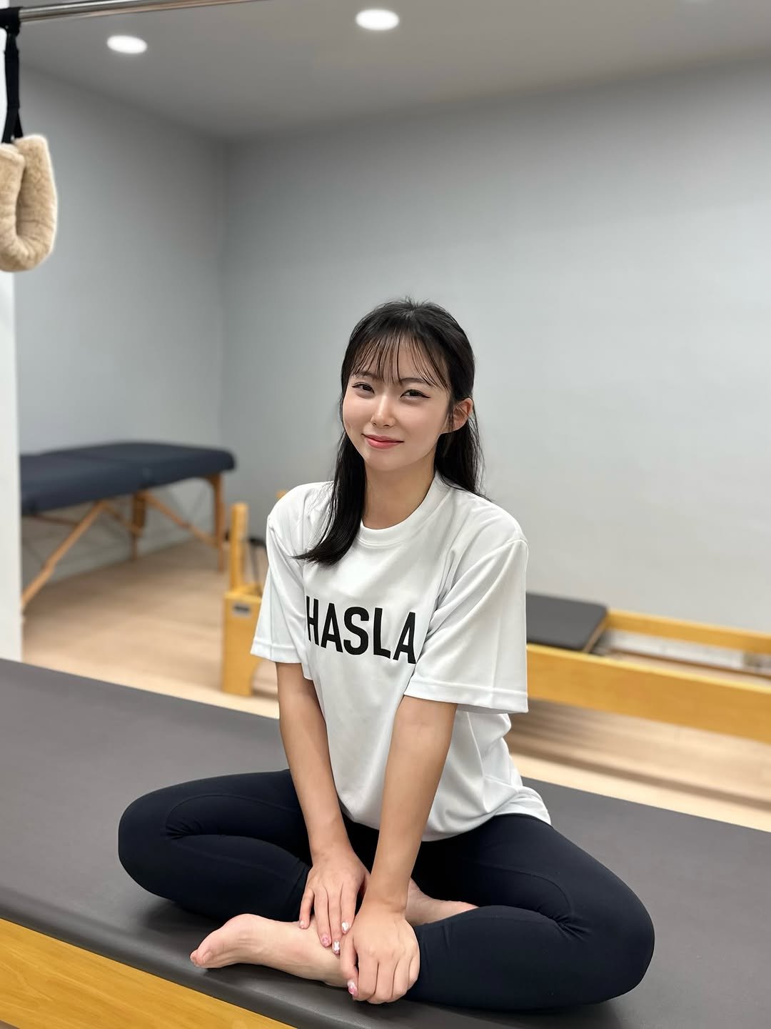 Photo shared by 서먕이(소주안주) on August 10, 2025 tagging @hasla_korea. May be an image of 1 person, practicing yoga, activewear, top and text that says 'HASLA'.