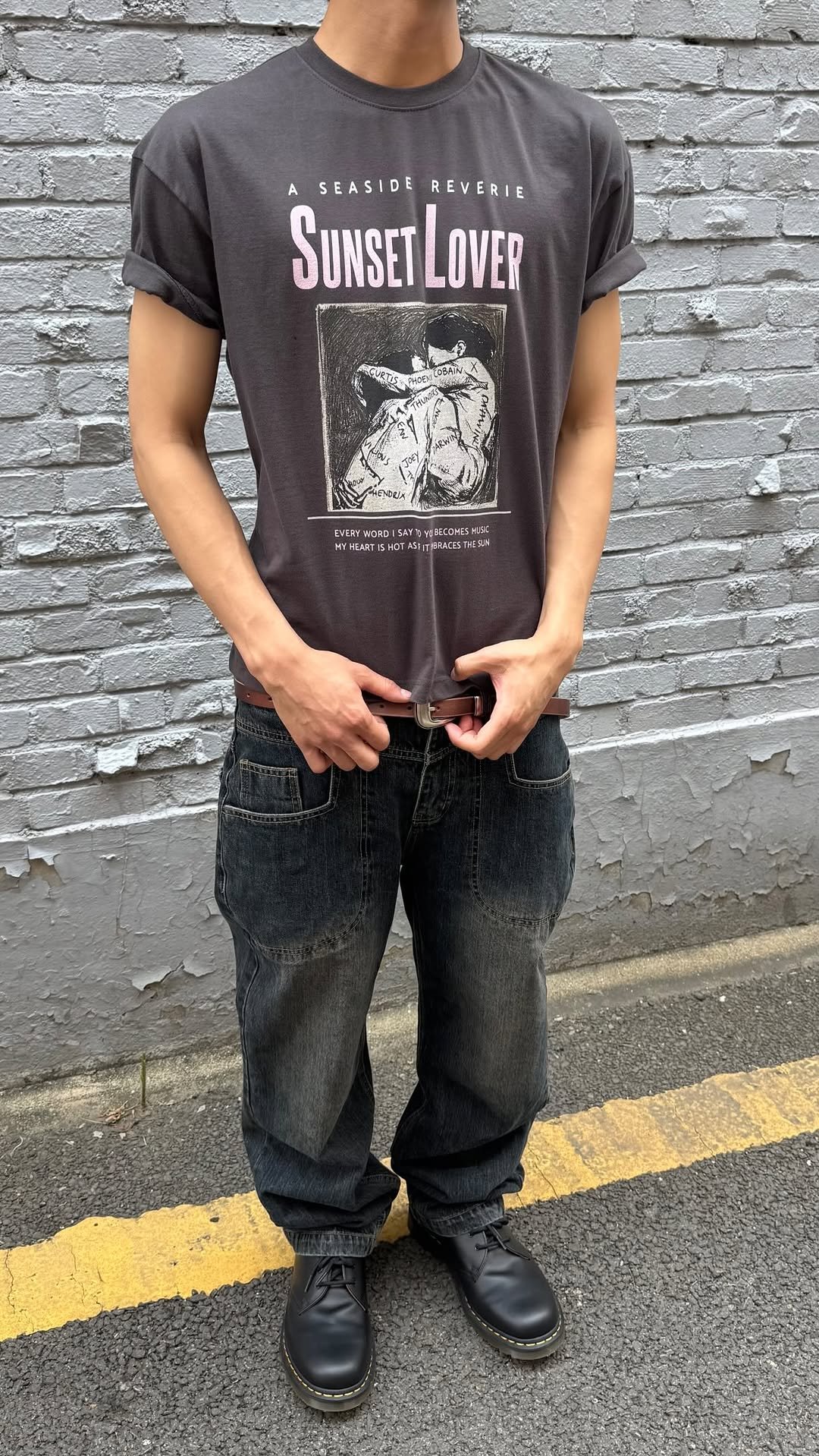 juan_lofficiel 게시물 이미지: 26HS RELEASE ’URBAN NEUTRAL‘

Look 1

본 투 라이즈...