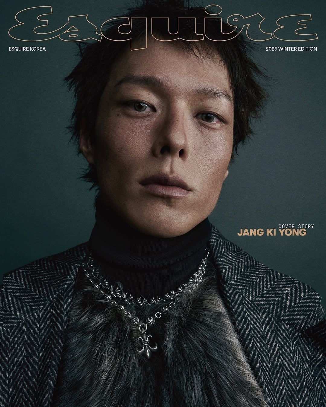 Photo shared by 장기용 on October 30, 2025 tagging @hongjanghyun, @orare_parkha, @f22lmin, @kangyoonjin_, and @esquire.korea. May be an image of one or more people, hair, duffle coat, magazine, poster, turtleneck and text that says 'Eγια વપક कहह ESQUIREKOREA ESQUIRE KOREA 2025WINTEREDITION EAquirE WINT 2025 JANGKIYONG COVER STORY JANG κι YONG'.