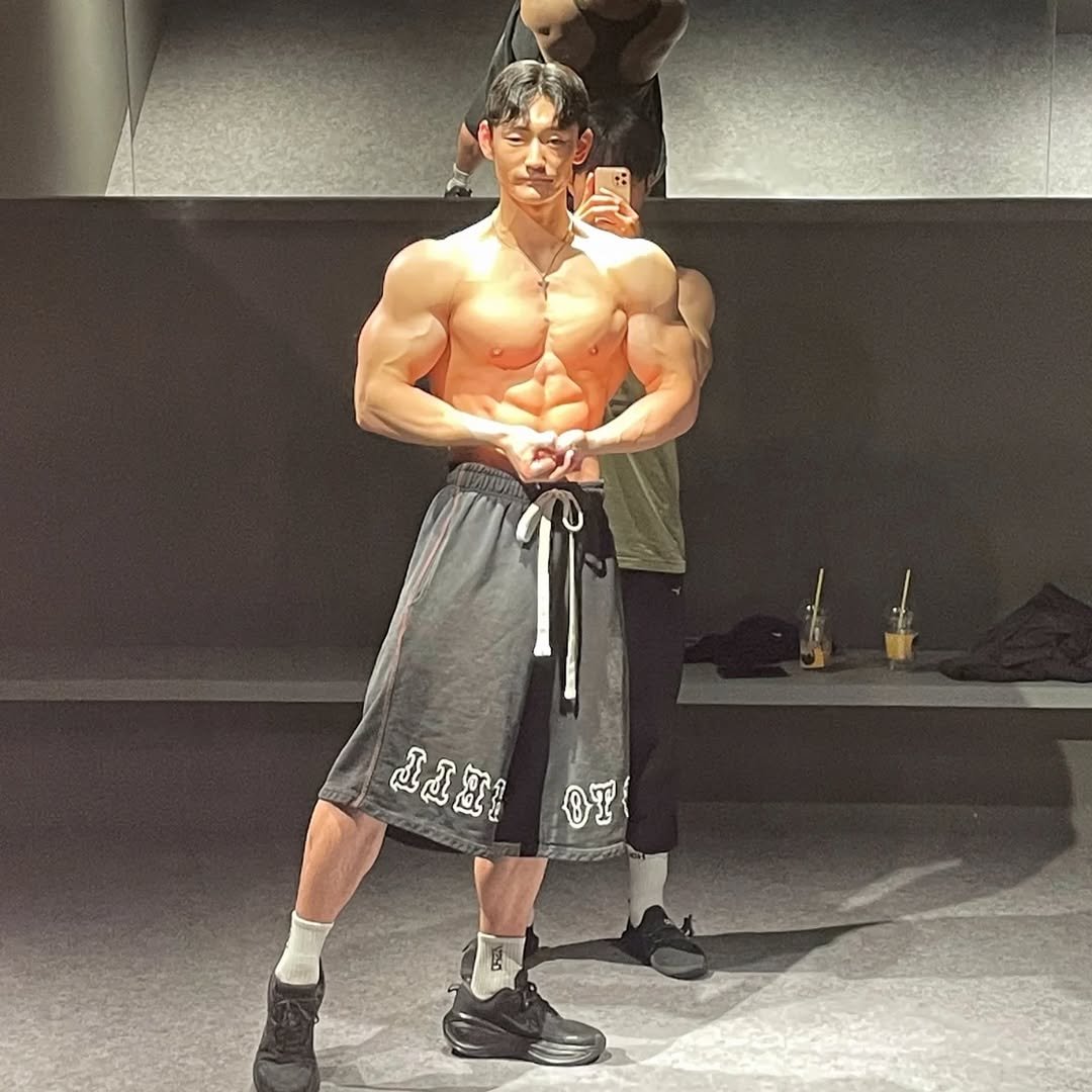 judybuilder 게시물 이미지: @hwi_chan_im 원정헬스 파트너운동❤️‍🔥

간만에 새로운 환경에서 운동해서...