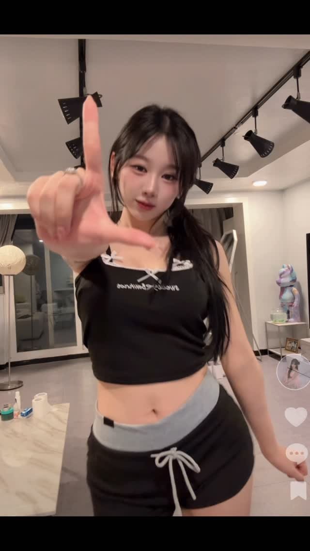 judyyy3y 게시물 이미지: 증맬 뒷북이지만 중독되어버려따따라따따
 #캐치캐치 #캐치캐치챌린지 #챌린지