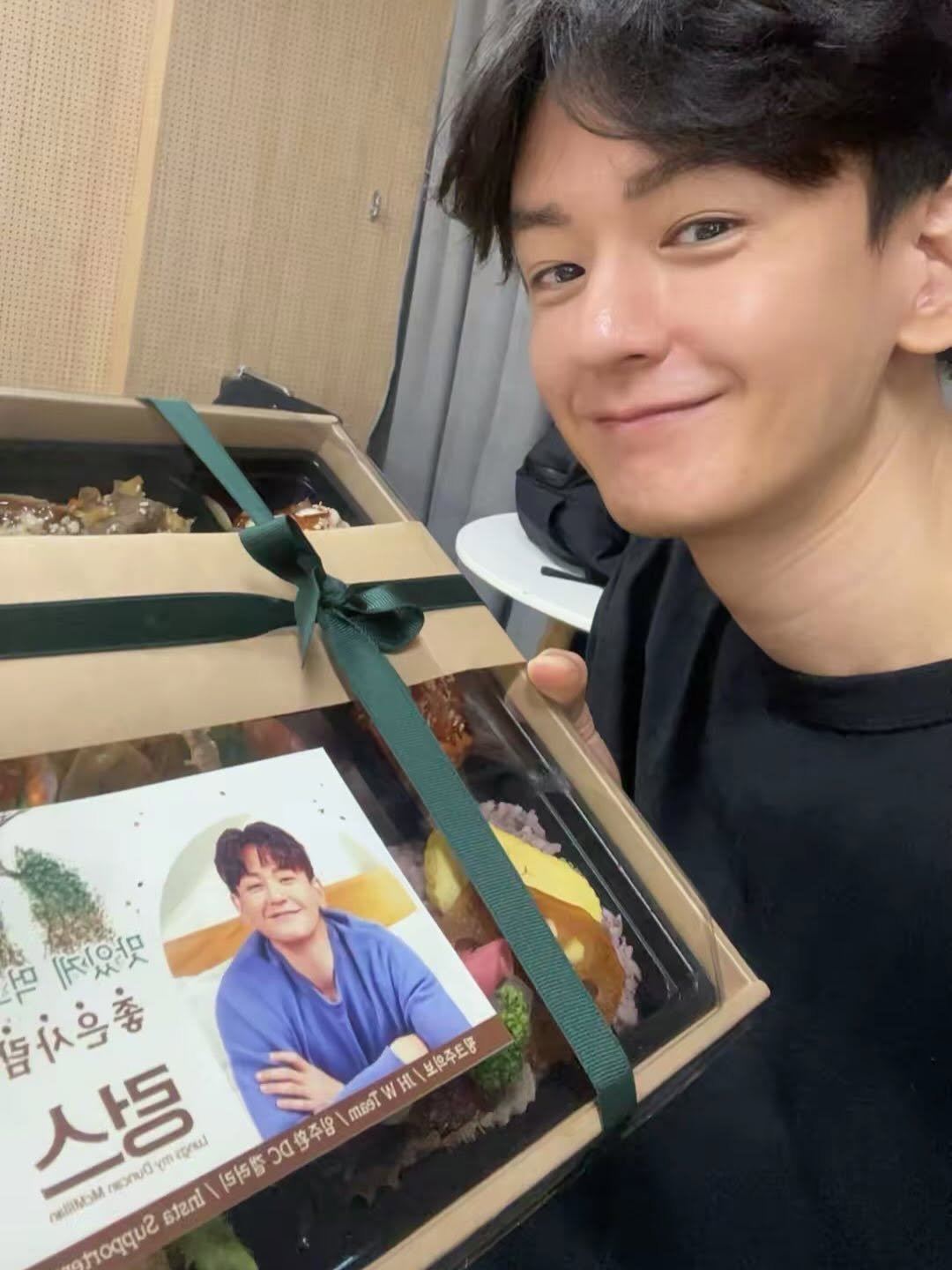 juhwan__lim 게시물 이미지: 감사합니다😁 동료 배우들과 같이 맛있게 먹었어요