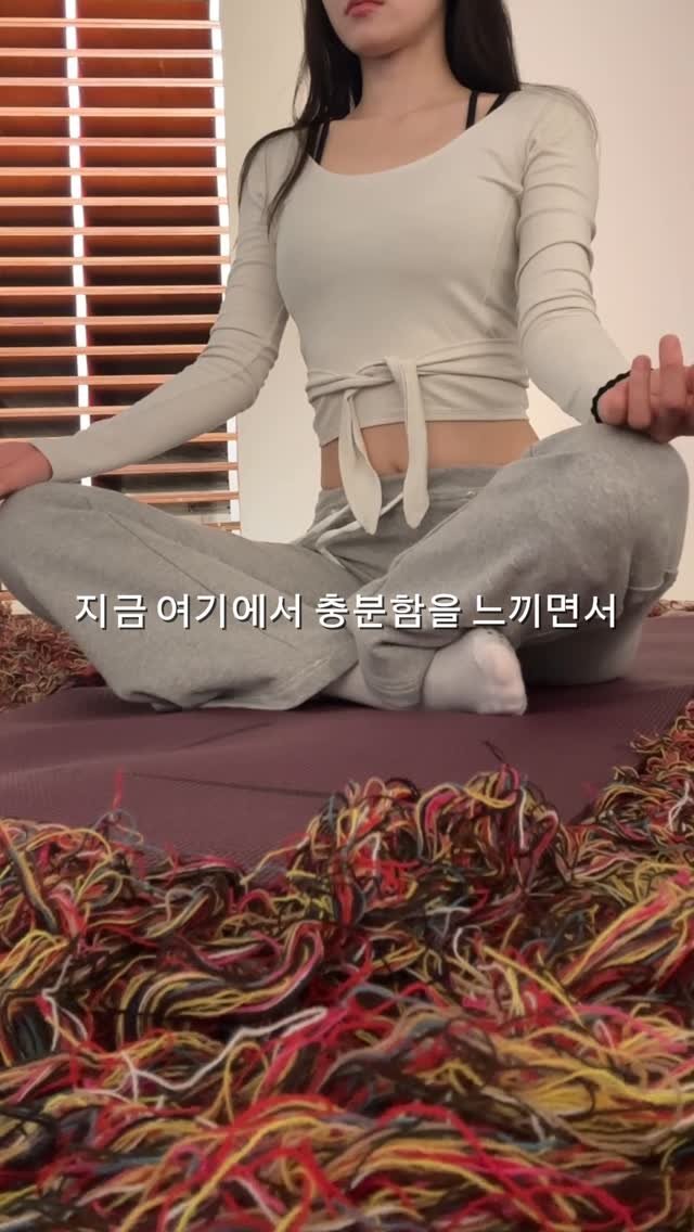 juhyeal 게시물 이미지: 언제 들어도 편안한 정언쌤 목소리 🕊️🌿

이 수업만 들으면 잠시 슬로우모션을 건...