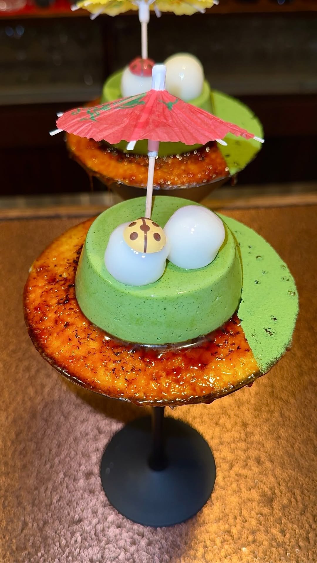 jukananan727 게시물 이미지: This chef takes bar desserts to another...