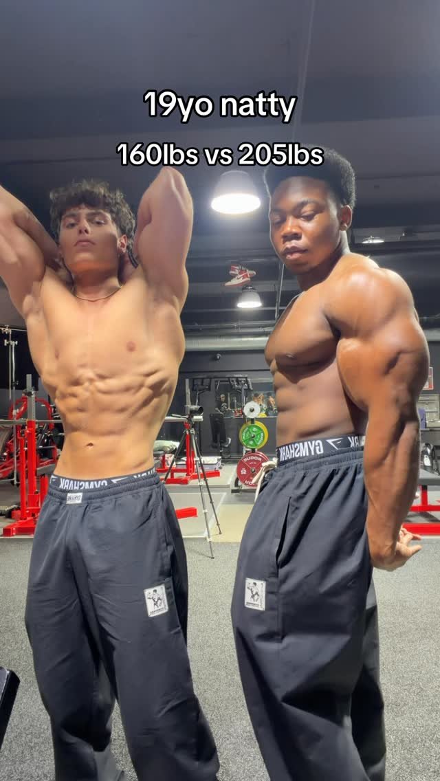 julianxf1tness 게시물 이미지: mass vs aesthetics 👀

#bodybuilding...