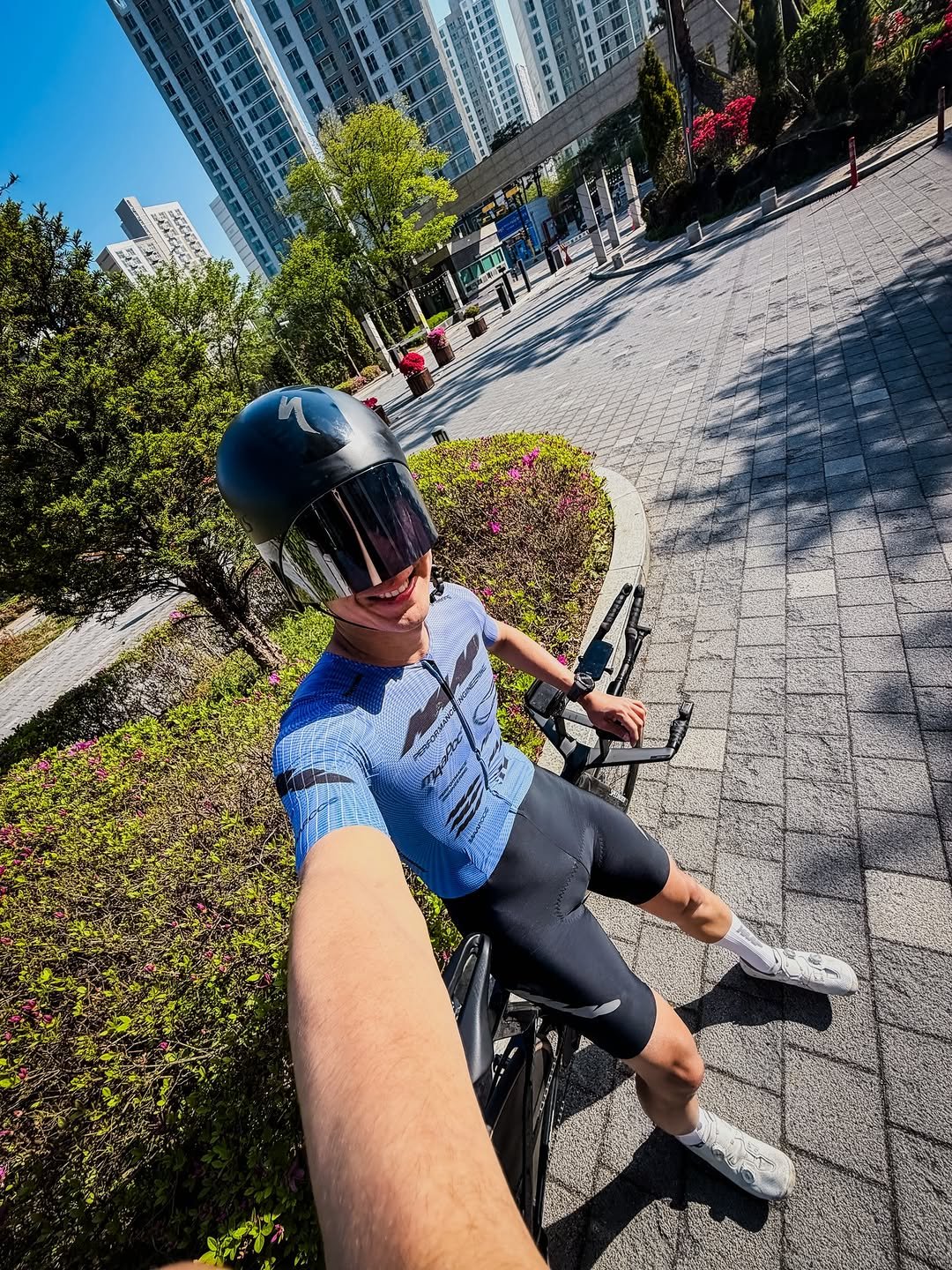 Photo shared by Jun🇰🇷 on April 24, 2026 tagging @iamspecialized, @maap.cc, @specialized_korea, @iamspecialized_tri, @maap.kr, @maap.lab.seoul, and @specialized__hannam. May be an image of bicycle, helmet, road and text.