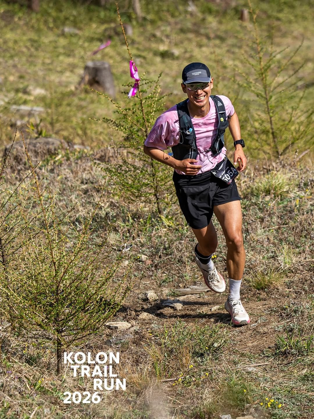Photo shared by Jun🇰🇷 on April 23, 2026 tagging @_kolonsport, @purna_yu, @albaoptics.kr, and @sotsotclub_. May be an image of outdoors and text that says 'ပြောငြ် 10% KOLON TRAUN TRAIL RUN 2026'.