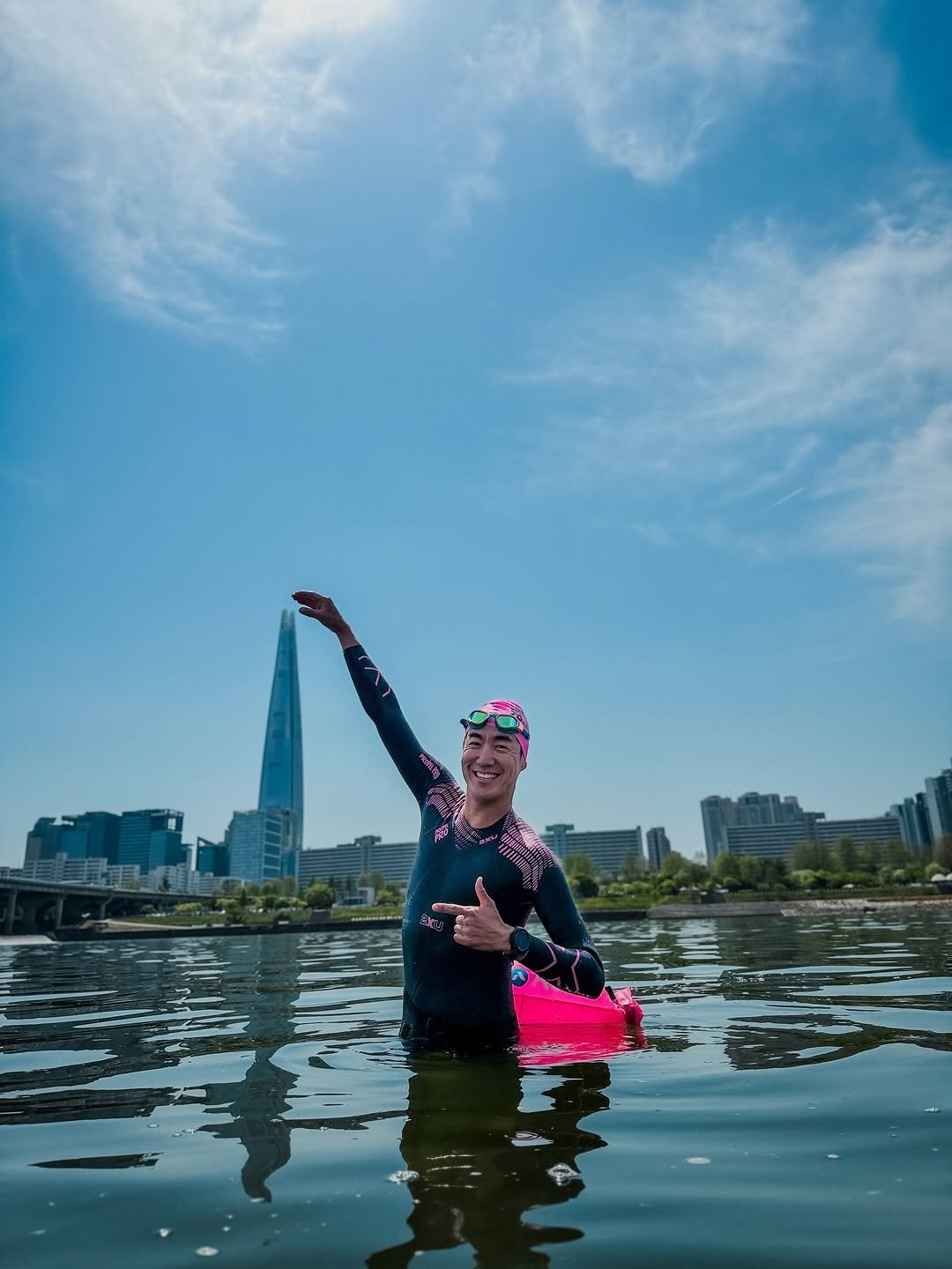 Photo by Jun🇰🇷 on April 26, 2026. May be an image of wetsuit, raft and text.