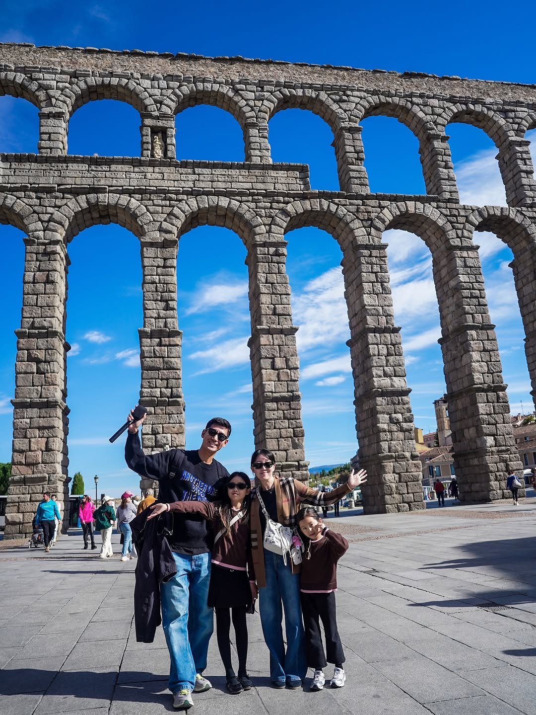 Photo by Junhyeok__s on November 04, 2025. May be an image of the Aqueduct of Segovia and text.
