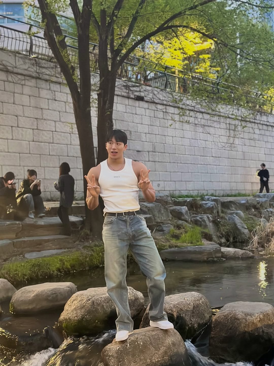 jun_o_o7 게시물 이미지: 당신의 매력을 이제야 알아버렸어요
청계천
.

착용 정보_...