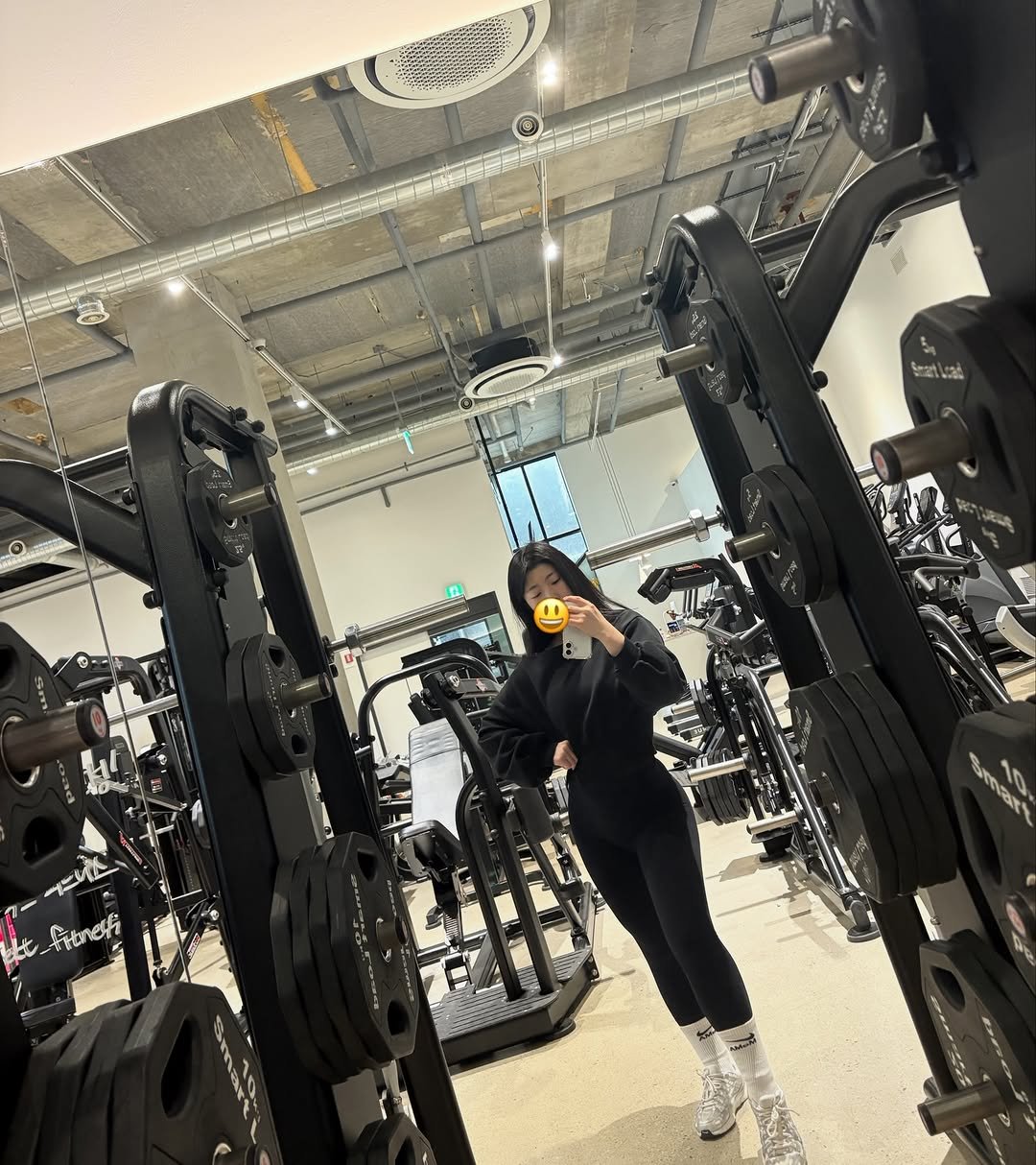 juna_fit 게시물 이미지: 내가 좋아하는 것들로 하루를 채울 수 있어 행복한 하루🩵

#미팅 #수업 #운동 #식사 끝🤣