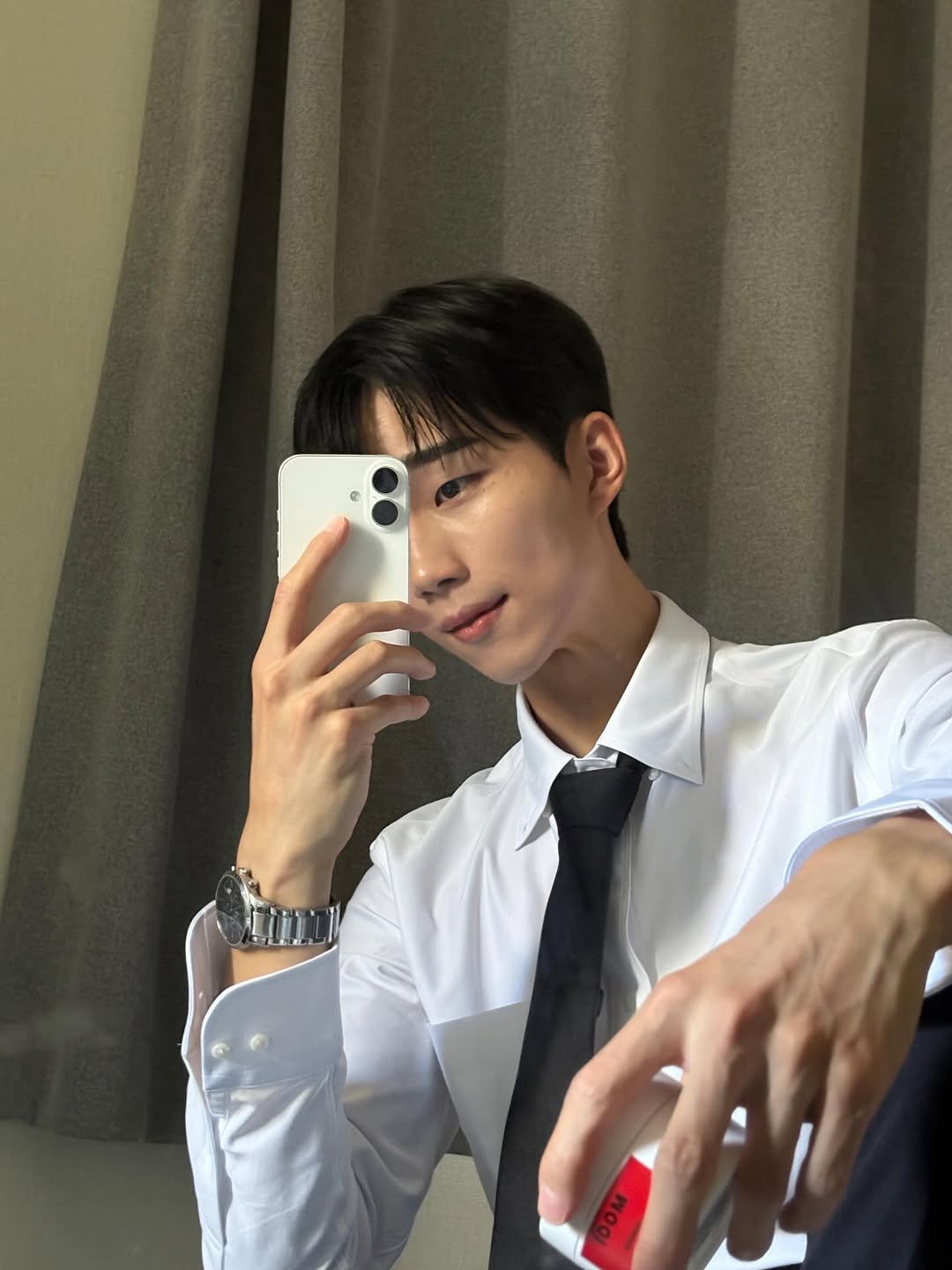 Photo shared by 경 원 on July 14, 2025 tagging @mooi_essential.