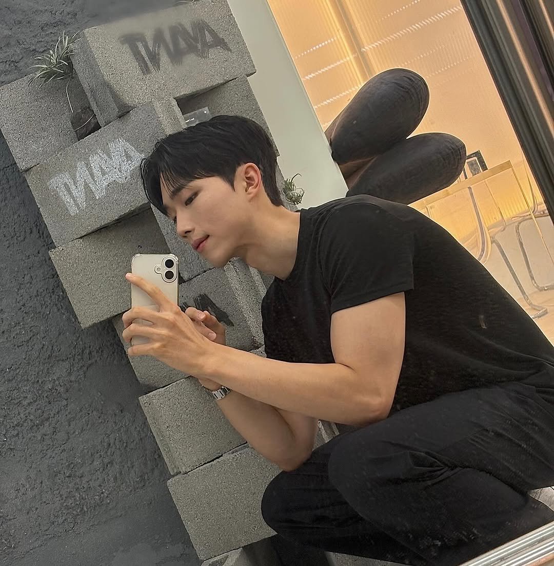 Photo by 김경원 on September 12, 2025.