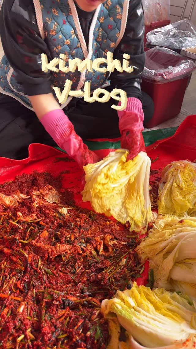 jungwon_table 게시물 이미지: 다들 김장하셨나요??
저는 이번에 아빠가 농사 지으신 배추로
김치를...