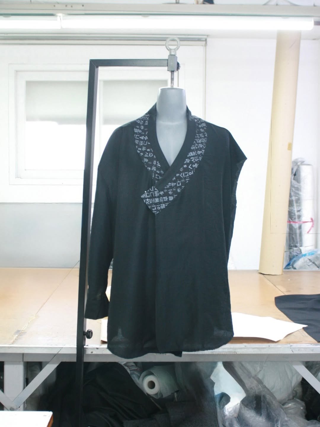 Photo by 준호 I 지속가능 패션 봉제공장 on January 02, 2026. May be an image of mannequin and text.