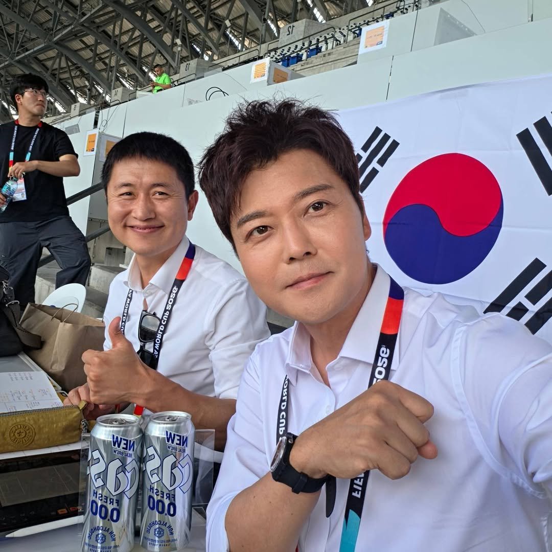junhyunmoo 게시물 이미지: 우린 무조건 남아공 잡고 LA 갑니다
비기지도 말고 대승 가즈아~~~!!!

월드컵은 KBS!!!