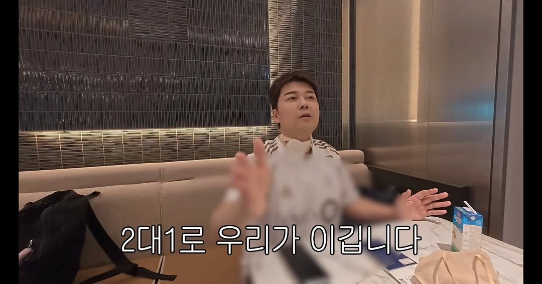 junhyunmoo 게시물 이미지: 공부하면 비로소 보이는 것들 (6.10 인천공항, 꽉잡아윤기中）

대한민국 축구...