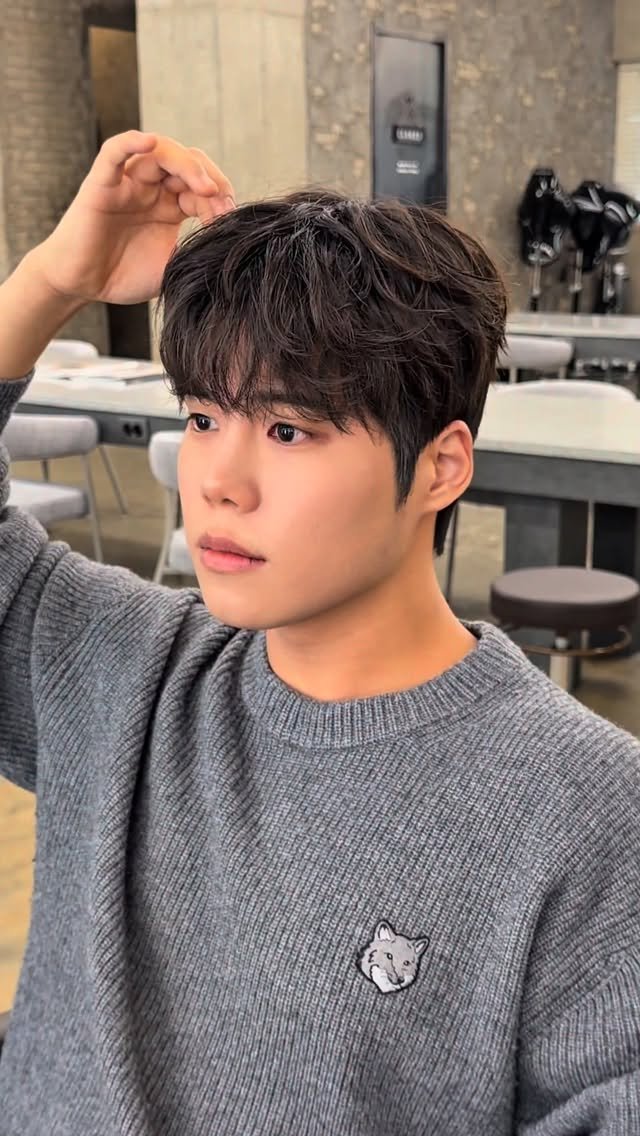 juri_meori 게시물 이미지: 여자친구 있는 남자는 다 ‘이 머리’ 하던데?🧏🏻‍♂️
.
안녕하세요 주리머리...