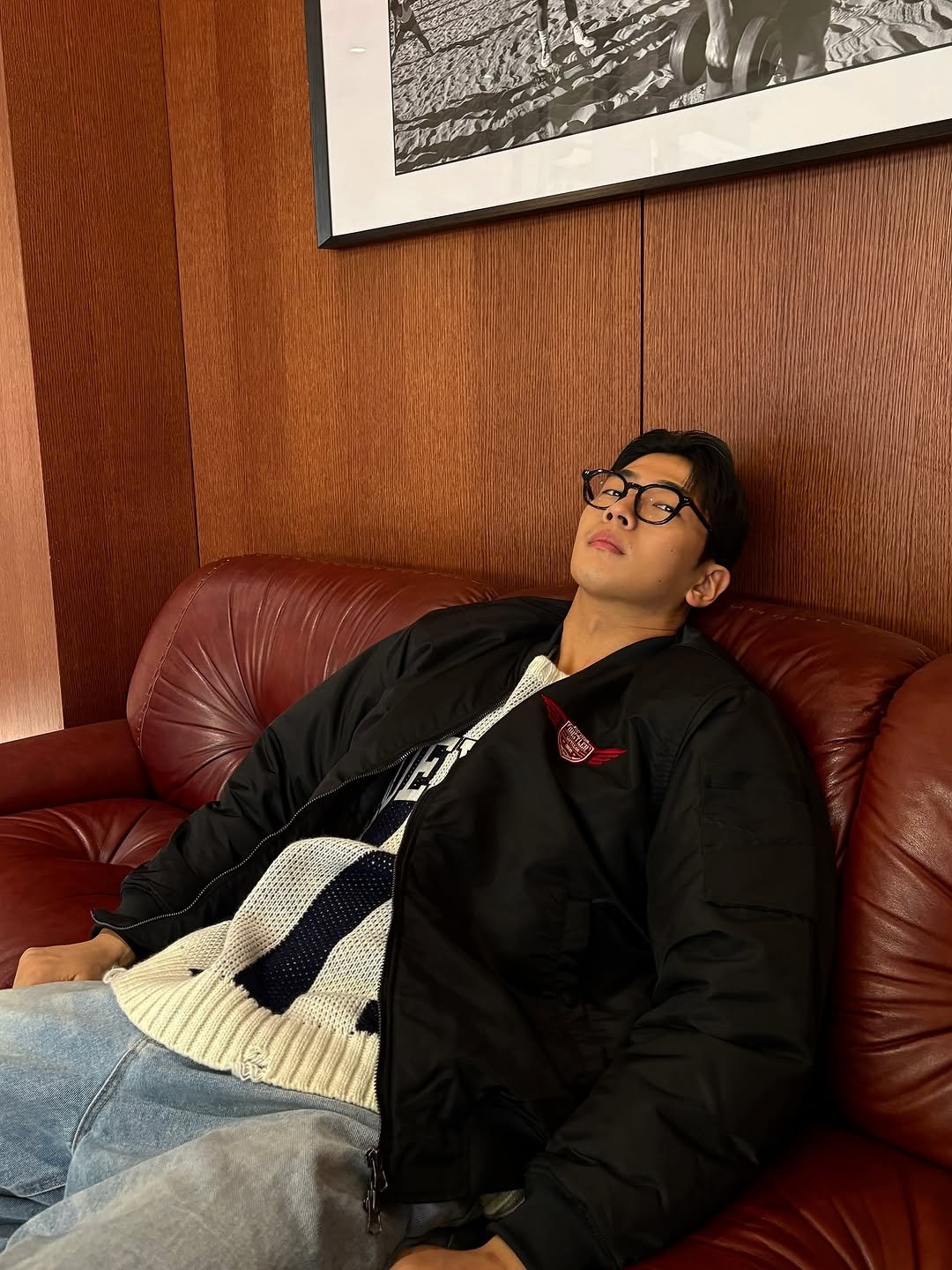 Photo shared by 이준한 on December 23, 2025 tagging @hdex__official. May be an image of sleeping, wingtip shoes, jacket and text.