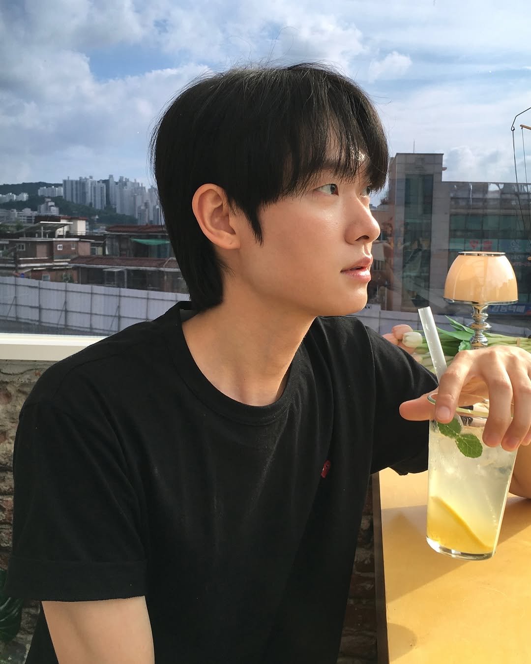 Photo shared by 백정훈 on July 02, 2025 tagging @thecellskin. May be an image of 1 person, hair, lemonade and text.