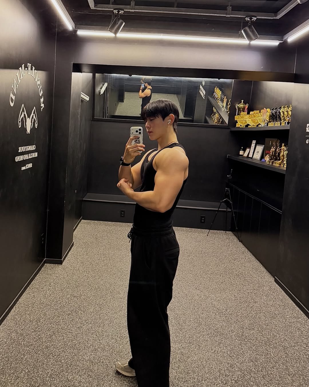 jycap_ 게시물 이미지: 어깨에 대포알 장전 완료