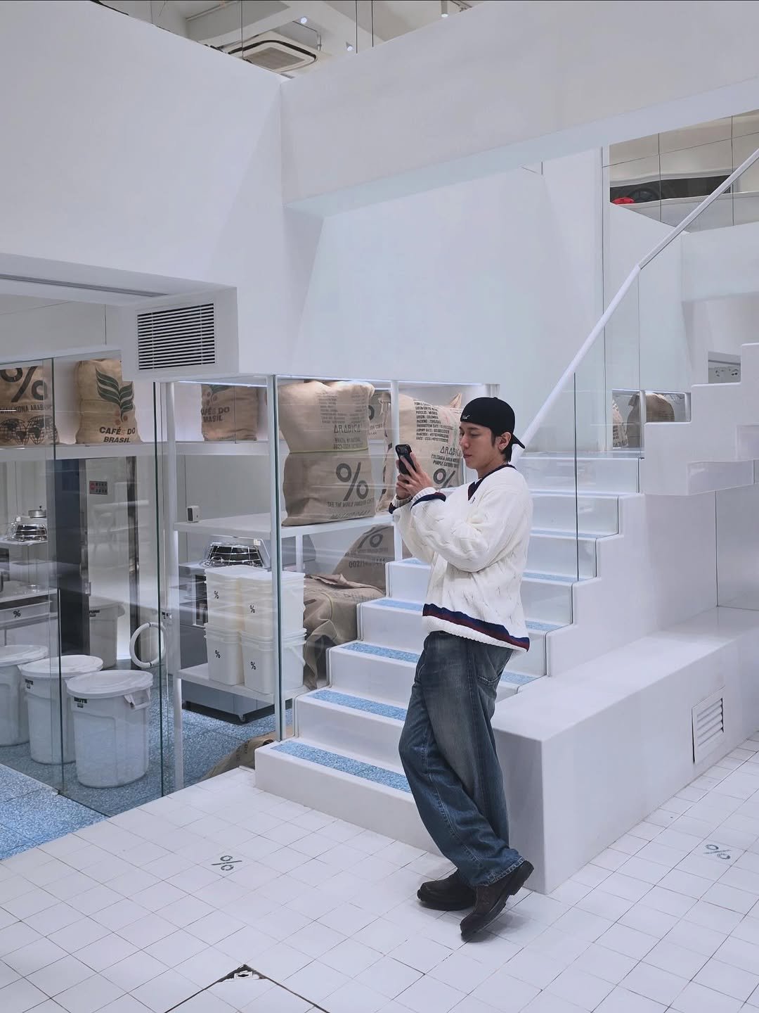 Photo by 정용화 on January 31, 2026. May be an image of display case and text.