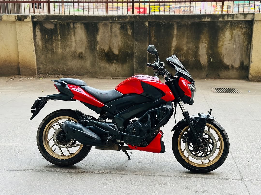 Photo shared by J.Y MOTORS on October 19, 2025 tagging @bajajdominar, @mypulsarofficial, @shoeb_shaikh7045, @wholesale999, @bazifali555, @thewheelsshow_, @waqaralivlogs, and @jymotors_mumbra. May be an image of motorcycle, scooter and text.