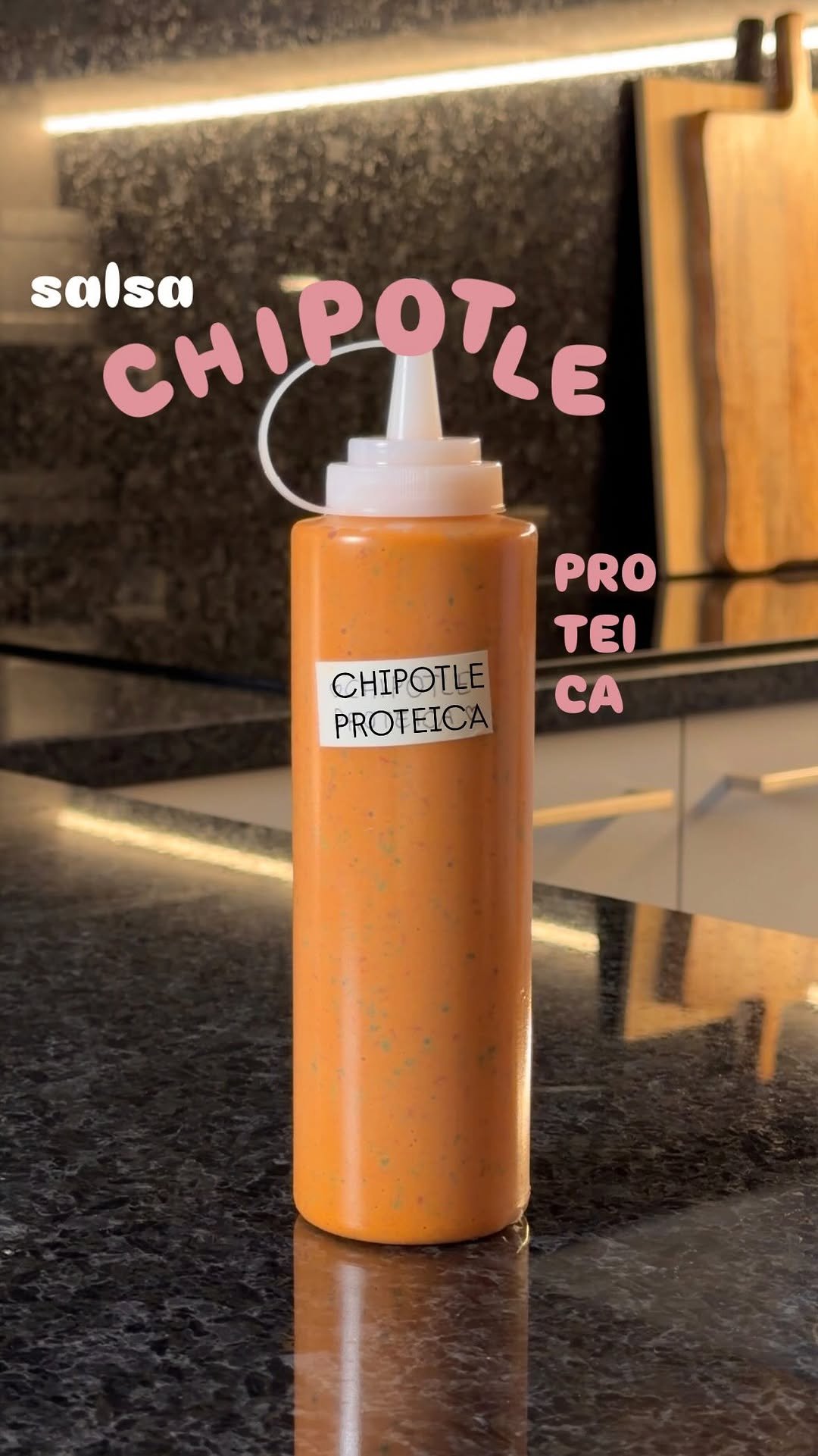 jynfits 게시물 이미지: Salsa chipotle pero proteica

- 120g de queso...