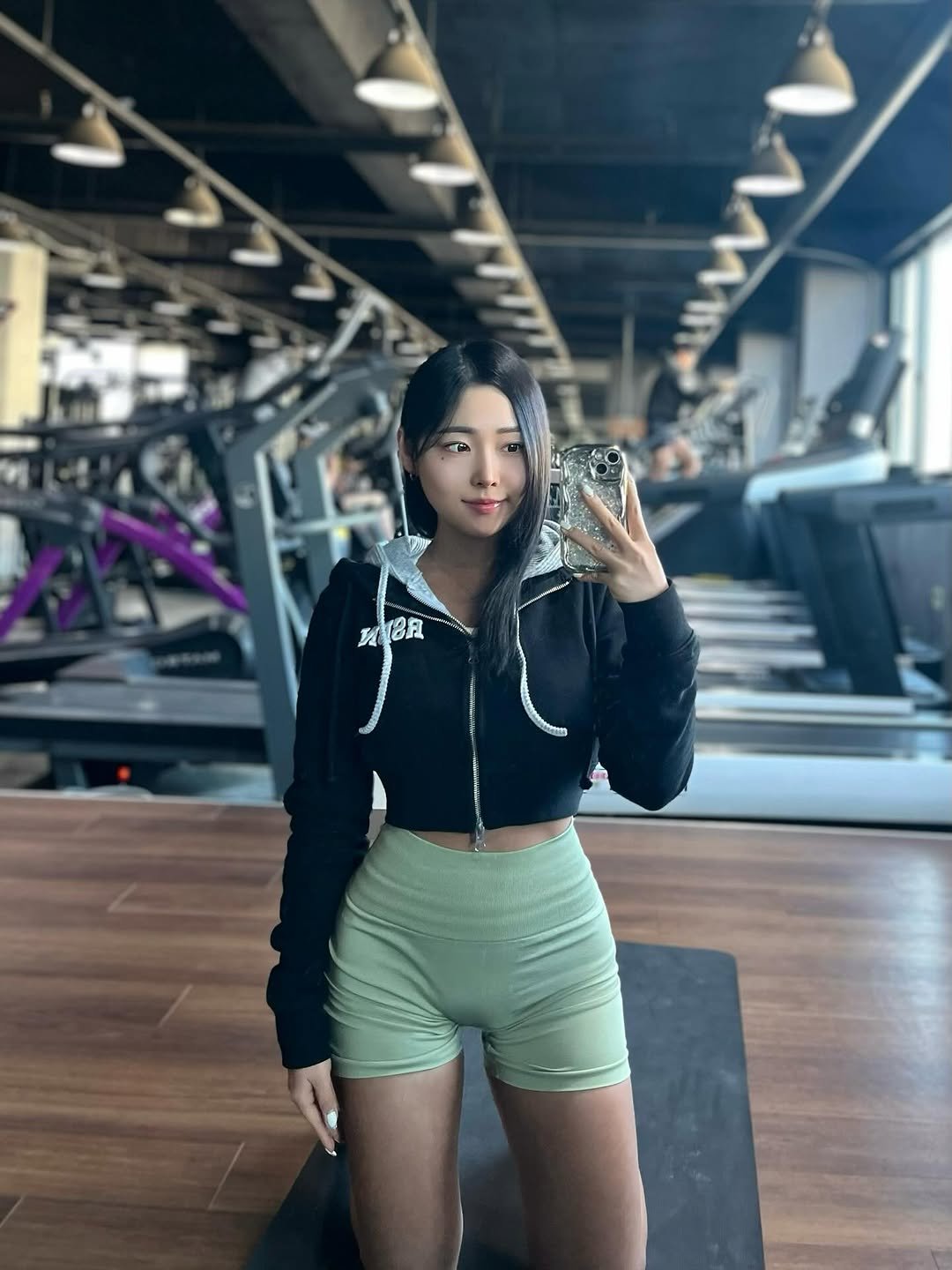 k___hyojin 게시물 이미지: 주말하체🍏

#오운완 #하체운동 #gym #bodybuilding #fitnessmotivation