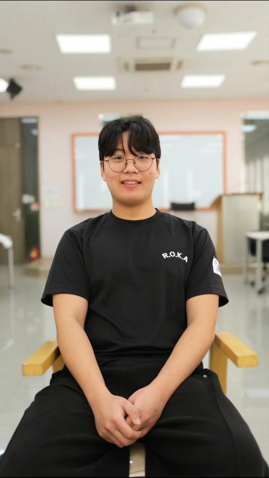 k__xx__jh 게시물 이미지: 오늘은 또 다른 ‘김재현’을 만났습니다.
메이크업 아티스트를 꿈꾸며 한 단계씩...