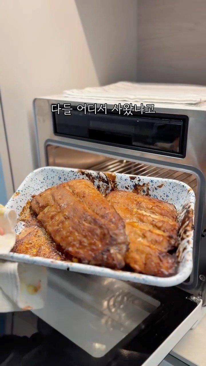 k_dorimm 게시물 이미지: 등갈비바베큐

와~ 이건 정말 다들 해드셨으면💛
사실, 어려울거 하나도...