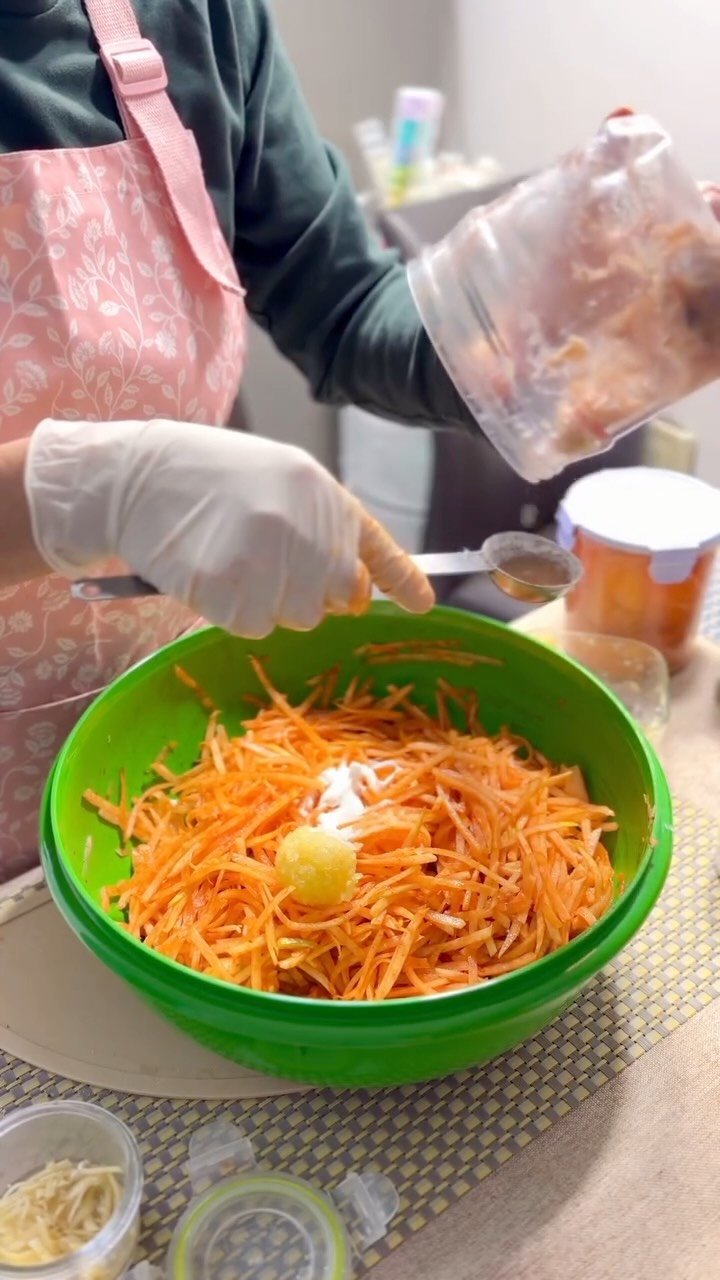 k_dorimm 게시물 이미지: 아이들과 함께 먹는 무생채 만들기♥️
지금 무가 가장 맛있는 계절!
무생채 안먹을...