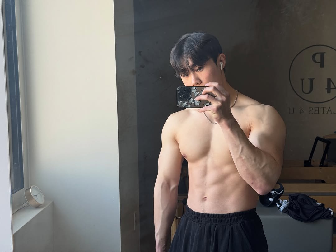 k_j_h__ 게시물 이미지: 주말 오전 등운동 폭격

#오운완#바디체크#대회준비#03#피지크