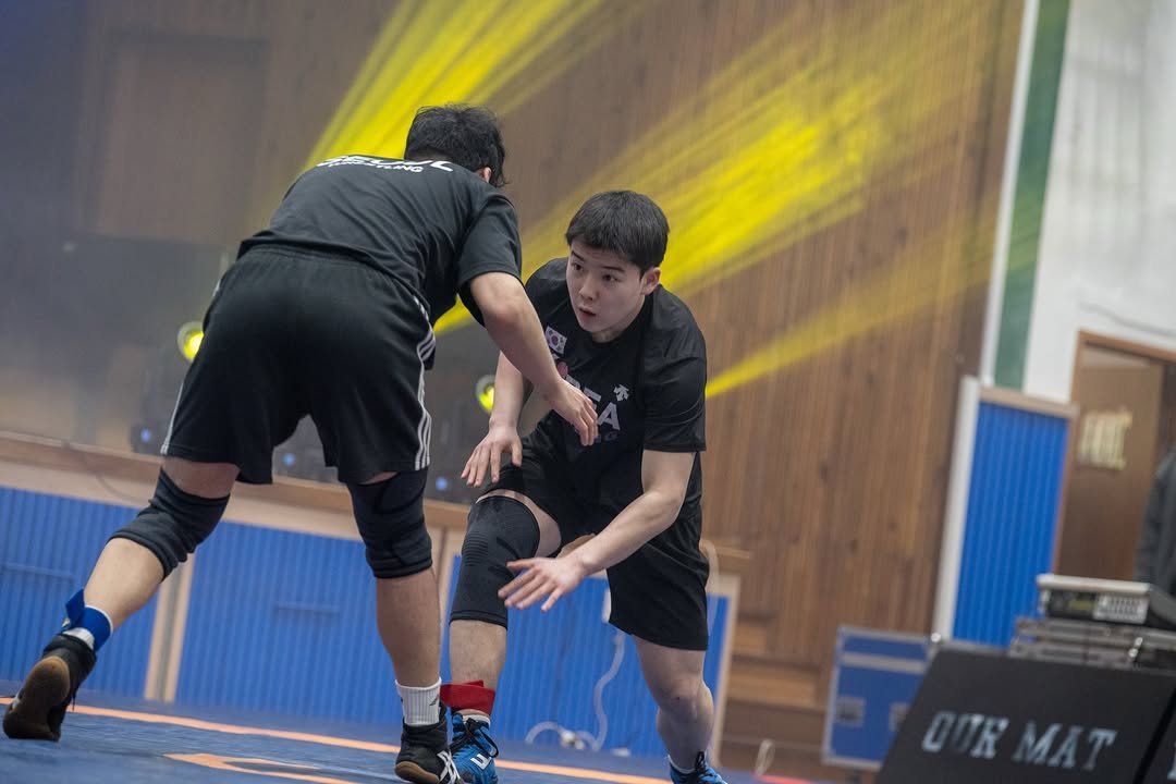 Photo by 케이 레슬링 홍대점 | 홍대•합정 레슬링 체육관 on March 04, 2026. May be an image of text.
