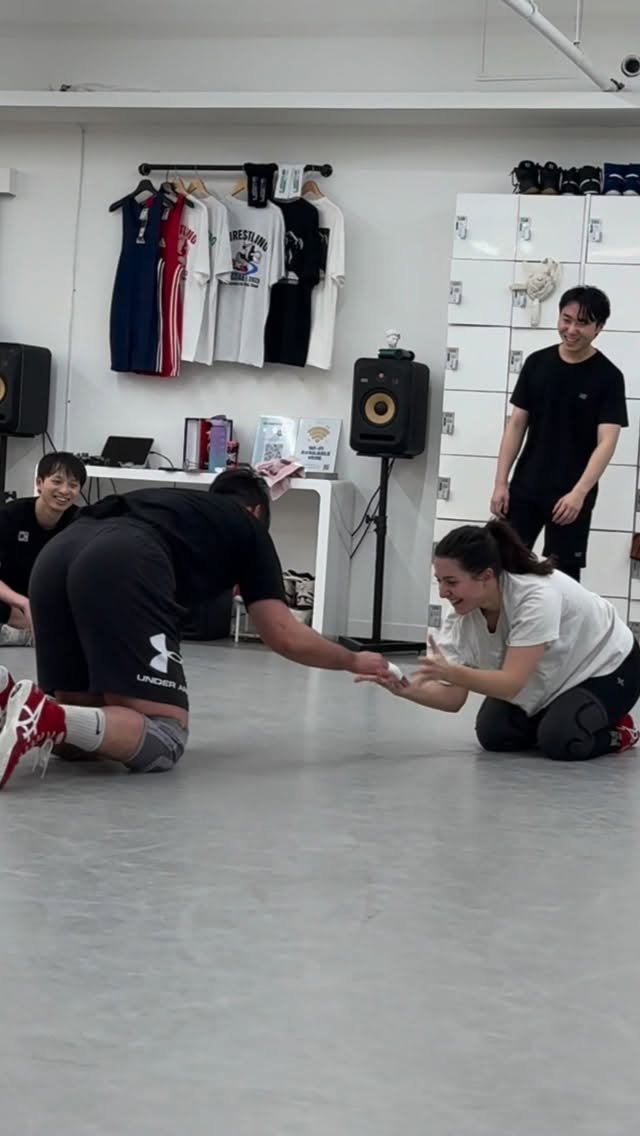 k_wrestling_hongdae 게시물 이미지: 처음이든 오랜만이든, 오시면 반갑게 맞이합니다.
처음부터 잘하지 못해도...