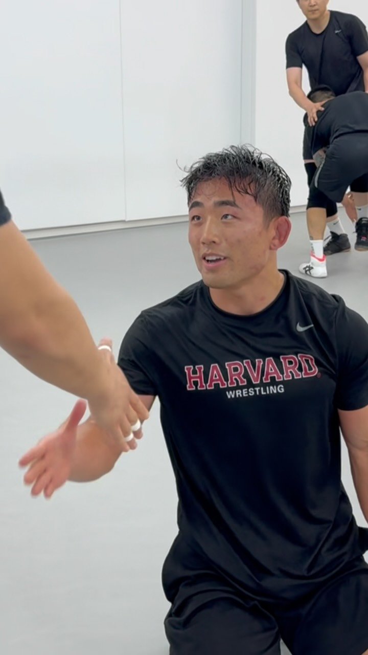 k_wrestling_hongdae 게시물 이미지: Harvard University 레슬링팀 선수!
포크 스타일 레슬링을 전공한...