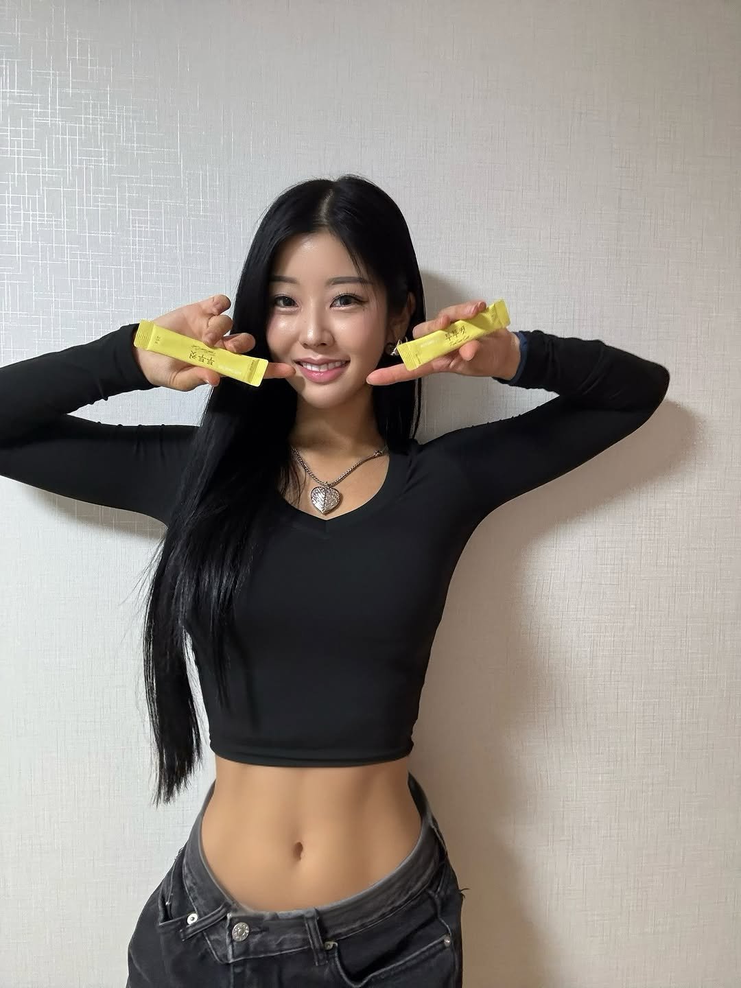 Photo shared by 가 영 on October 29, 2025 tagging @ka___young2000. May be an image of top and text.