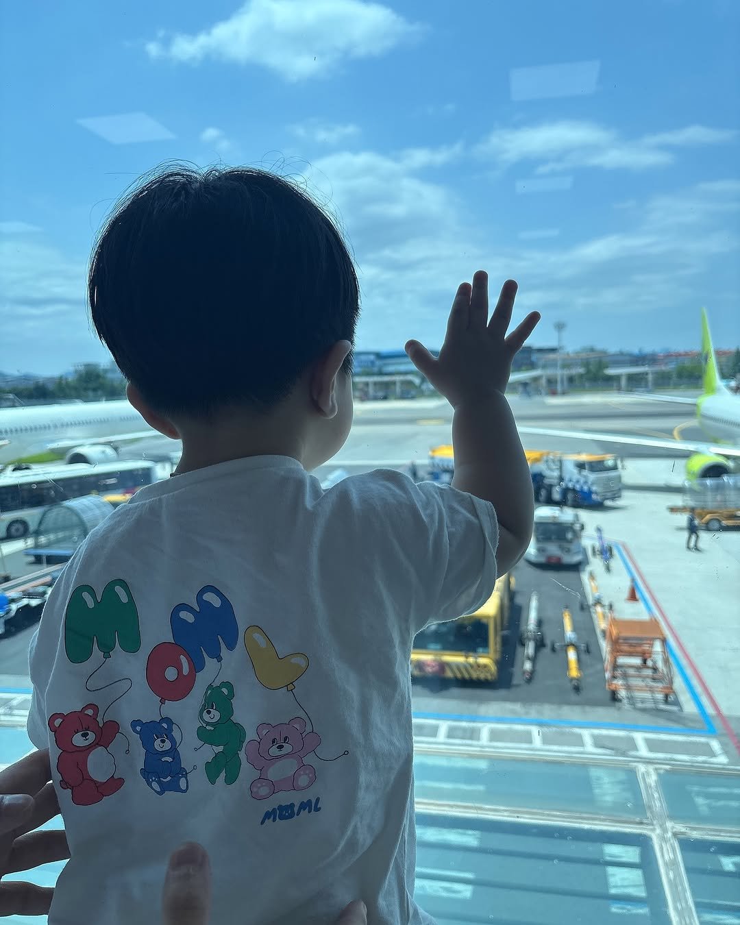 Photo by 은총 | 의진이네 🏡 on July 12, 2025. May be an image of 1 person, baby and text.