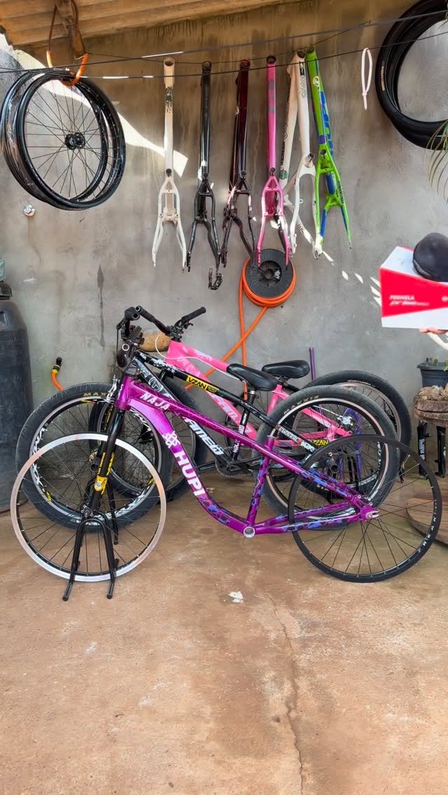 kaiozera46 게시물 이미지: HUPI NAJA QUE ACHEI NA CASA ABANDONADA 😳🔥