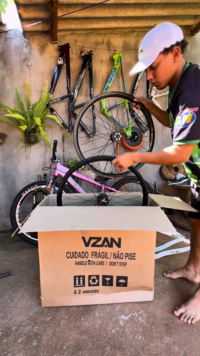 kaiozera46 게시물 이미지: COLOQUEI VMAXX NA GIOS🤍🤩 
.
.
.
.
.
#explore...