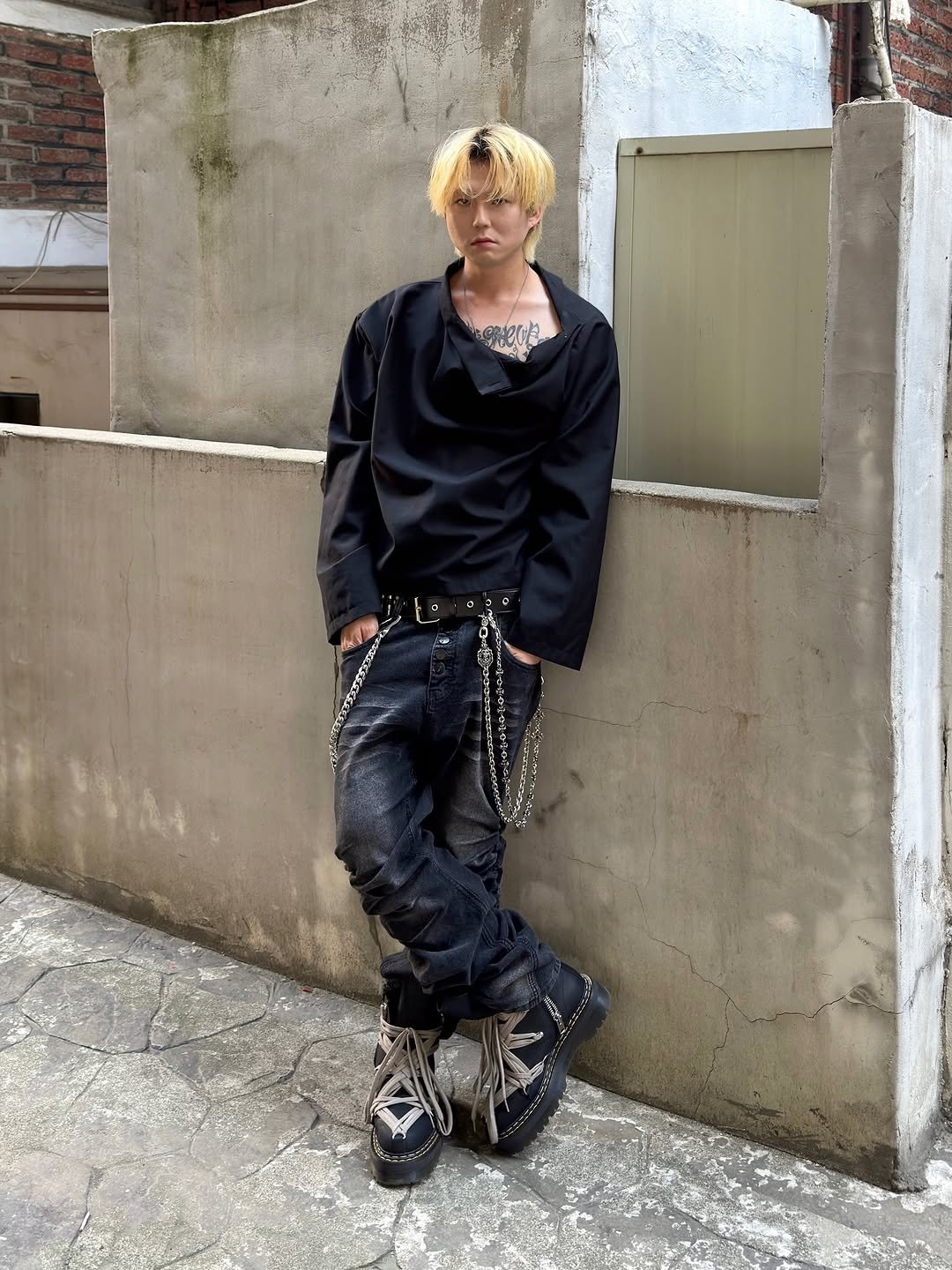 kaje_j95 게시물 이미지: #광고 
바지에 주렁주렁 안 달면 큰일나는줄 아는...