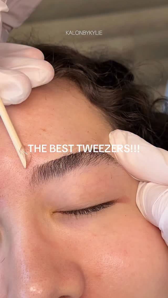 kalonbykylie 게시물 이미지: they grab EVERY hair. PERIOD.

PRODUCT...
