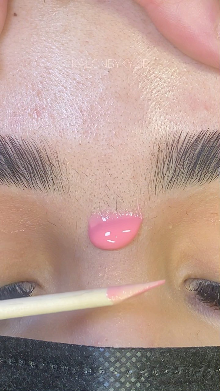 kalonbykylie 게시물 이미지: Are you happy with your wax? 

I thought I was...