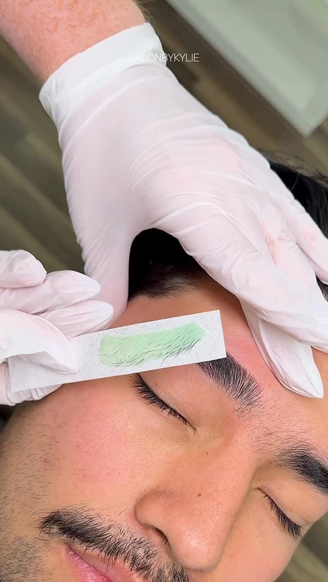 kalonbykylie 게시물 이미지: Since I missed Bieberchella...
Brows on your...