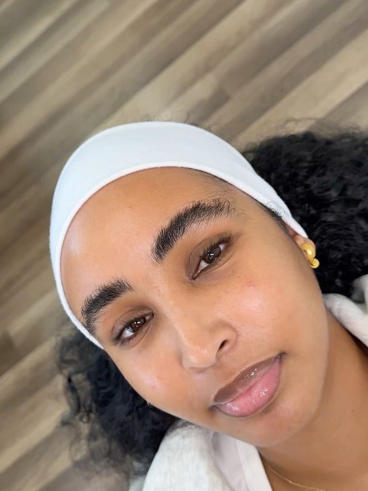 kalonbykylie 게시물 이미지: The brows were TOO GOOD not to post alone!!...