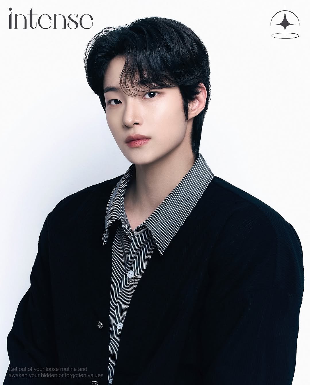 Photo shared by 간현배 on November 04, 2025 tagging @intenseframe. May be an image of poster, magazine, bolo tie and text that says 'intensc'.