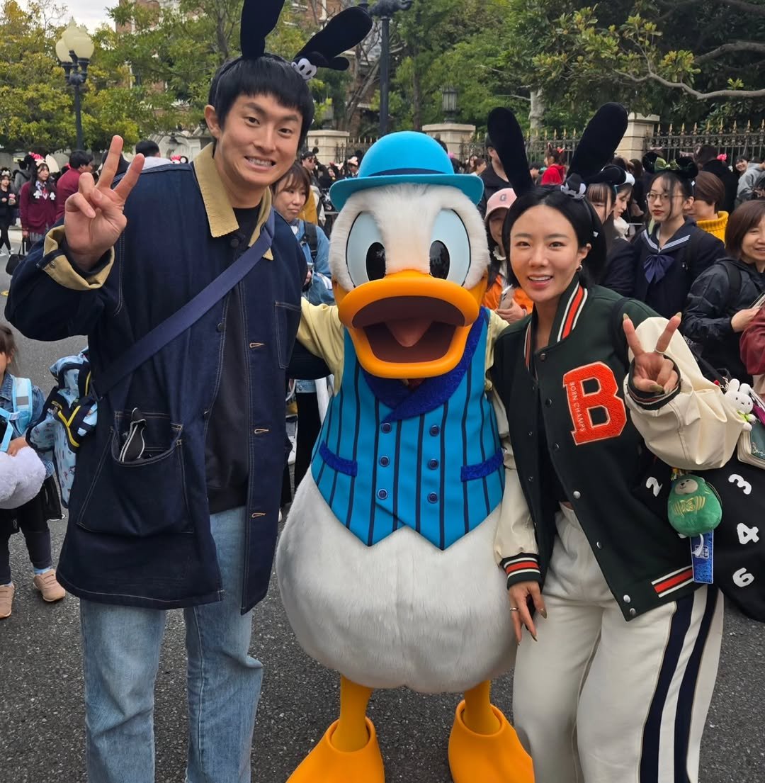 Photo shared by 강남 カンナム KANGNAM on April 01, 2026 tagging @sanghwazz, and @khmnim1513. May be an image of text.