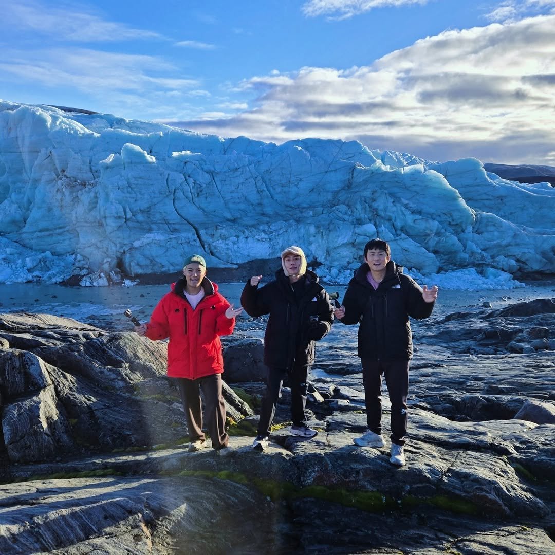 Photo shared by 강남 カンナム KANGNAM on January 11, 2026 tagging @rnjs28, and @khmnim1513. May be an image of arctic and text.