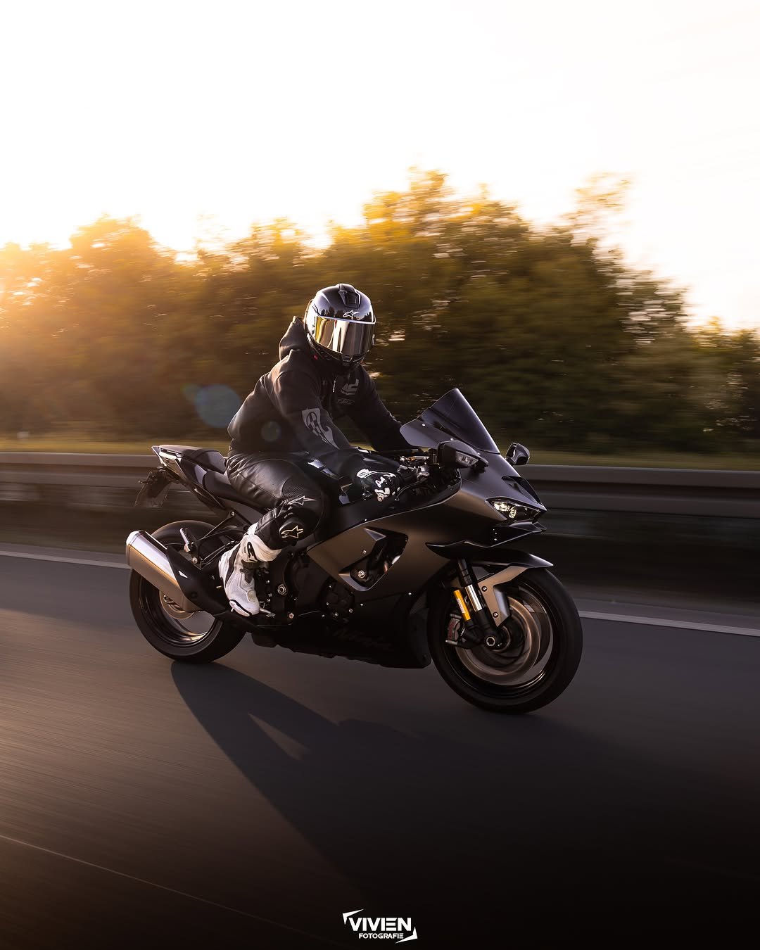 karavasy_ 게시물 이미지: ZX10R '2026

Riesen Dankeschön an...